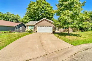 1047 Highwood Cir, Detroit Lakes, MN 56501 - Photo 1