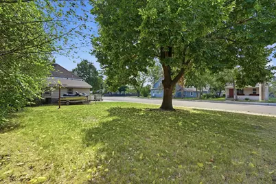 301 19th Avenue N, Saint Cloud, MN 56303 - Photo 13