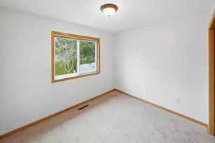 809 10th St NW, Kasson, MN 55944 - Photo 21