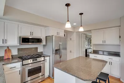 15810 Nursery Drive, Minnetonka, MN 55345 - Photo 7