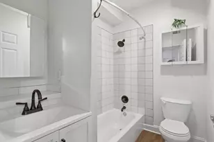 1135 Washington St NE, Minneapolis, MN 55413 - Photo 9