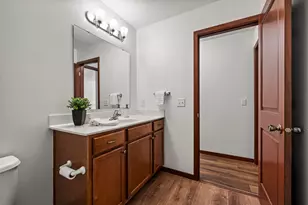 526 Hackney Ave, Shakopee, MN 55379 - Photo 25