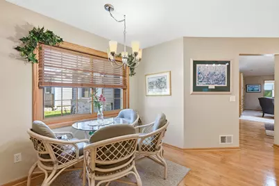 7590 Newbury Road, Woodbury, MN 55125 - Photo 15