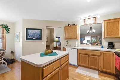 7590 Newbury Road, Woodbury, MN 55125 - Photo 11