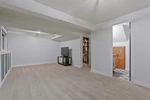 5536 Aldrich Dr N, Brooklyn Center, MN 55430 - Photo 13