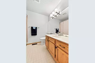 11412 Elmwood Avenue N, Champlin, MN 55316 - Photo 23