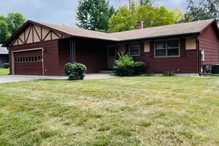 169 Mary Cir, North Mankato, MN 56003 - Photo 1