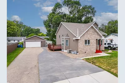 7520 Portland Avenue S, Richfield, MN 55423 - Photo 3