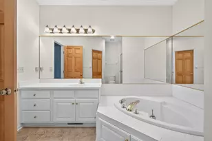 8808 Preserve Trail, Savage, MN 55378 - Photo 19