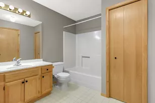 12878 Echo Ln, Apple Valley, MN 55124 - Photo 27