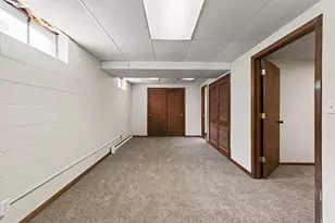 3119 Mildred Dr, Roseville, MN 55113 - Photo 23