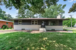 3119 Mildred Dr, Roseville, MN 55113 - Photo 1