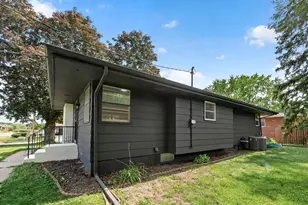 3119 Mildred Dr, Roseville, MN 55113 - Photo 27