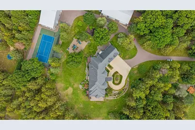 16300 Valley Drive NW, Andover, MN 55304 - Photo 9