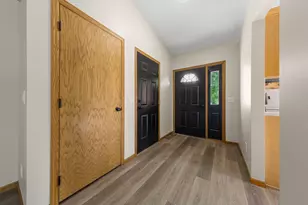 1676 Castle Dr, North Mankato, MN 56003 - Photo 3