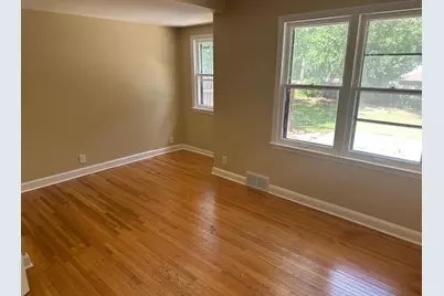 5410 44th Avenue N, Robbinsdale, MN 55422 - Photo 3