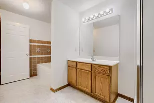 2108 Willow Cir, Hugo, MN 55038 - Photo 19