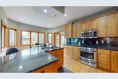 2449 Sand Trap Lane SE, Rochester, MN 55904 - Photo 11