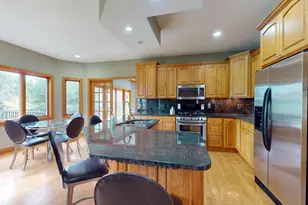 2449 Sand Trap Ln SE, Rochester, MN 55904 - Photo 9