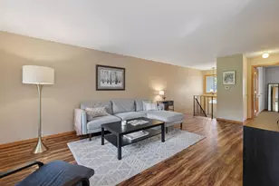 146 River Woods Ln, Burnsville, MN 55337 - Photo 3