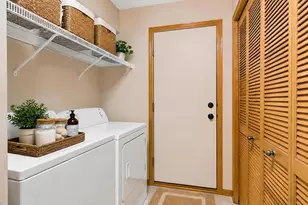 3507 Goodwin Ave N, Oakdale, MN 55128 - Photo 7