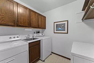 8549 Irwin Road #126, Bloomington, MN 55437 - Photo 15