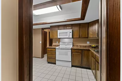 8549 Irwin Road #126, Bloomington, MN 55437 - Photo 13