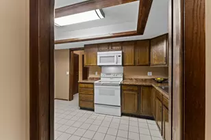 8549 Irwin Rd, Bloomington, MN 55437 - Photo 13