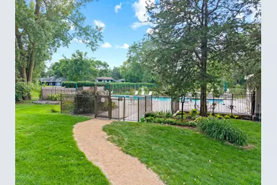 8549 Irwin Road #126, Bloomington, MN 55437 - Photo 19