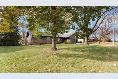 308 23rd Street SE, Willmar, MN 56201 - Photo 3