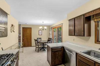13045 Eveleth Avenue, Apple Valley, MN 55124 - Photo 7