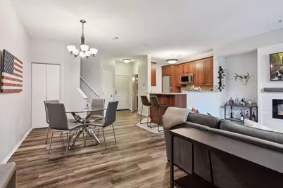 580 N 2nd Street #104, Minneapolis, MN 55401 - Photo 9