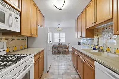 3033 E Bde Maka Ska Parkway #301, Minneapolis, MN 55408 - Photo 9