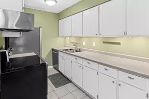 4645 Cedar Lk Rd S, Saint Louis Park, MN 55416 - Photo 23