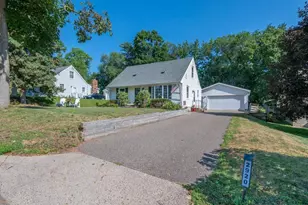 2920 W 71 1/2 St, Richfield, MN 55423 - Photo 19