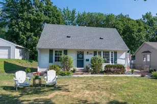 2920 W 71 1/2 St, Richfield, MN 55423 - Photo 3