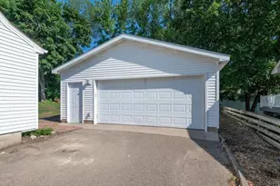 2920 W 71 1/2 St, Richfield, MN 55423 - Photo 25