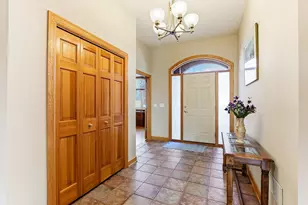 4525 Alicia Dr, Eagan, MN 55077 - Photo 7