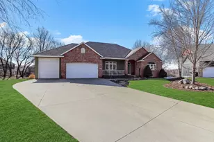 4525 Alicia Dr, Eagan, MN 55077 - Photo 79