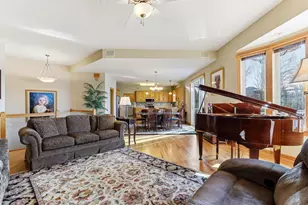 4525 Alicia Dr, Eagan, MN 55077 - Photo 9