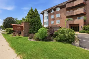 6300 Xerxes Ave S, Edina, MN 55423 - Photo 27