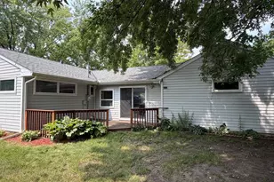 3 Fareway Dr, Northfield, MN 55057 - Photo 5