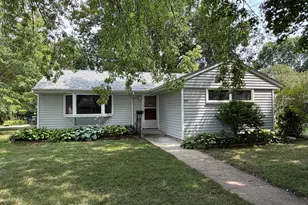 3 Fareway Dr, Northfield, MN 55057 - Photo 1