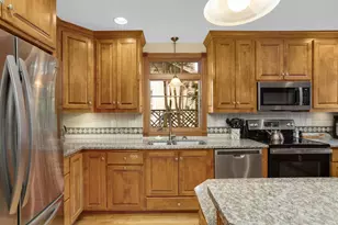 356 Macalester St, Saint Paul, MN 55105 - Photo 17