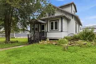 170 N Church St, Peterson, MN 55962 - Photo 1