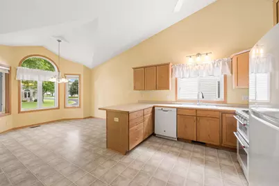 12554 Thrush Street NW, Coon Rapids, MN 55448 - Photo 7