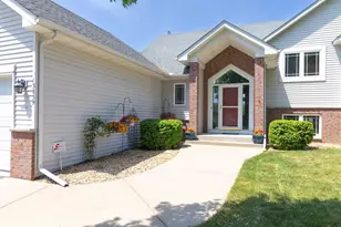 13859 Birchwood Ave, Rosemount, MN 55068 - Photo 3