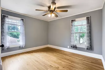 138 13th Avenue N, South Saint Paul, MN 55075 - Photo 9
