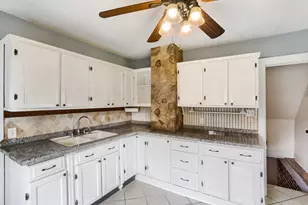 138 13th Ave N, South Saint Paul, MN 55075 - Photo 7