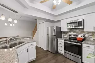 2762 Autumnwood Ln, Minnetonka, MN 55305 - Photo 11